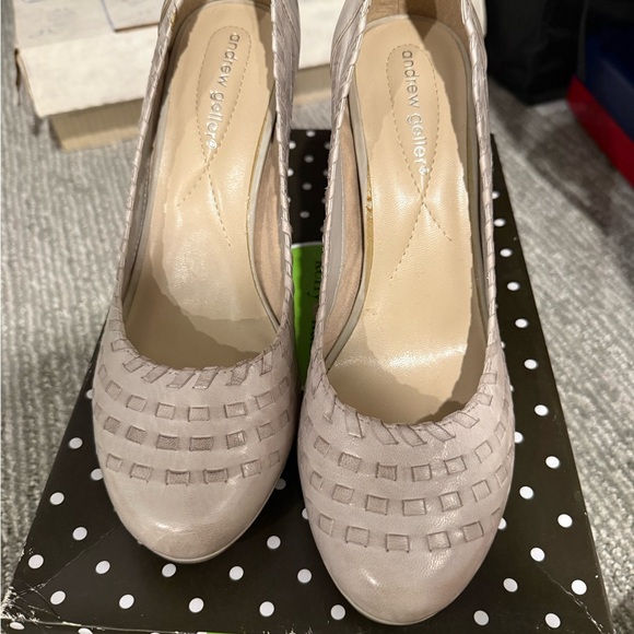 Andrew Geller Shoes - Andrew Geller Women's Beige Woven Heels
